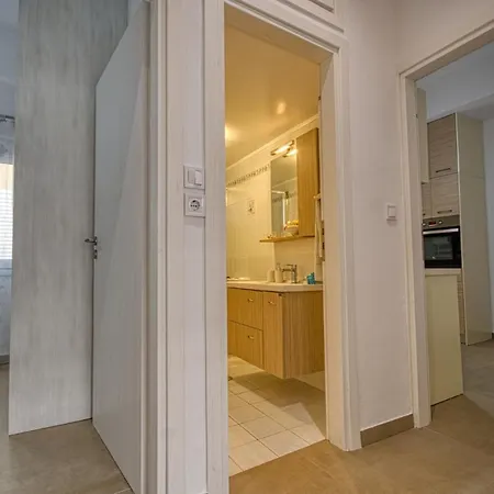 アパート The Rhodes Marina *