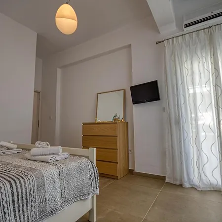 The Rhodes Marina アパート